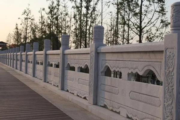 墓地栏杆风水