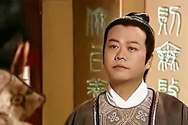 破解看相八字胡须秘密，揭示真相！