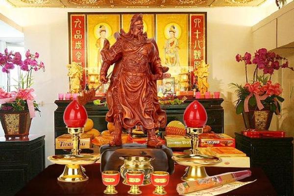 观音和财神哪个坐向
