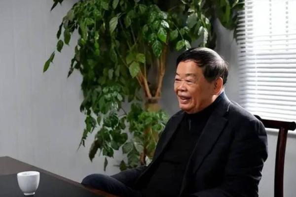 曹德旺抽签非常灵验  玻璃大王曹德旺四柱八字