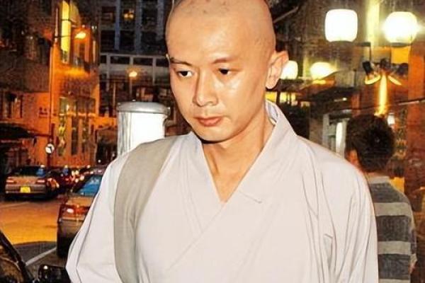 香港风水大师_午马主演是一个和尚