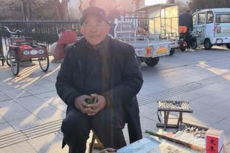 算命先生说我命中无财，还会妻离子散，一气之下……后悔莫及